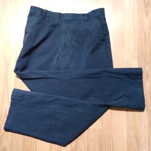 Dockers dark blue straight leg flat front pinstriped chinos. Men's 33/ 30.5.